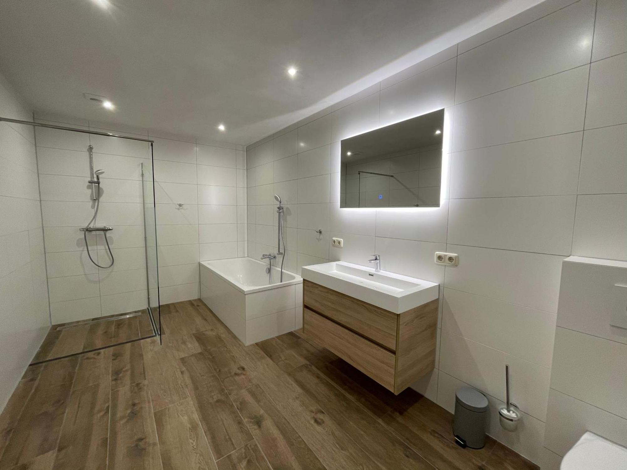 In De Witte Dame Hotel Bar Kitchen Apartments Grubbenvorst Dış mekan fotoğraf